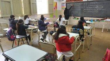 Aprendizaje. Piden discutir la educación en la era de la IA.