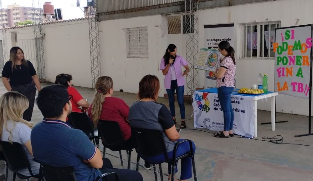 En las instalaciones del Ministerio de Salud se realizó una charla informativa sobre la enfermedad.