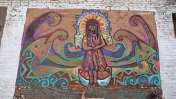 Memoria activa. Se inauguró un mural con una imagen de María Soledad Morales para recordar a las víctimas de la violencia en Catamarca.