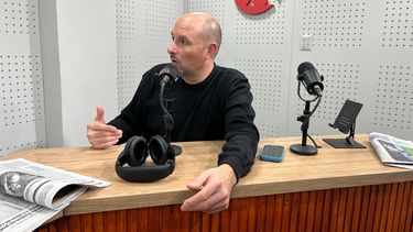 gobiernan por decreto y ajustan a los que menos tienen