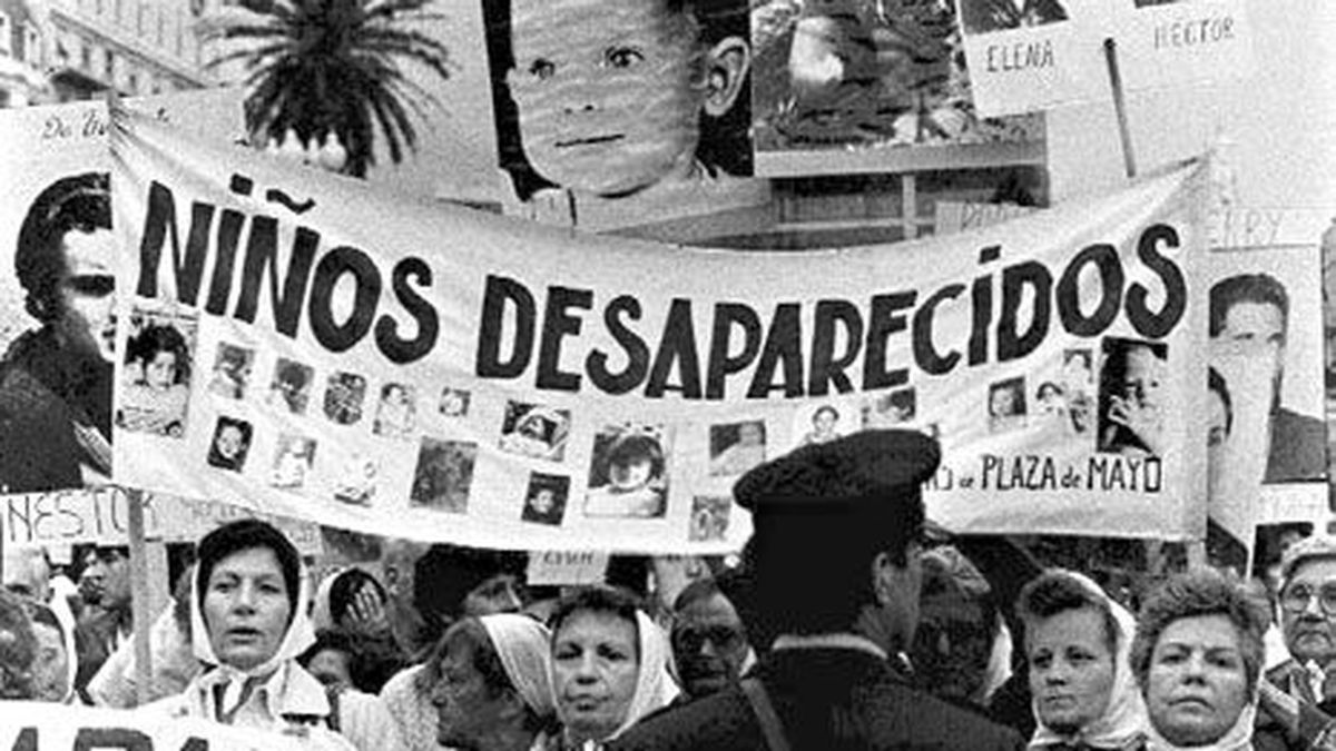 Abuelas De Plaza De Mayo Una Historia De Lucha Incesante Por La Identidad