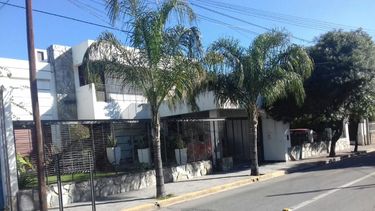 “Lo amenazaban con sacarle un ojo o cortarle un dedo”