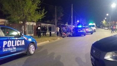 La menor, que sería la autora del crimen, fue trasladada al Hospital Vilela de Rosario.&nbsp;