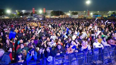 En el Día del Amigo, el Patio de las Provincias explotó con Facundo Arana y Huguito Flores