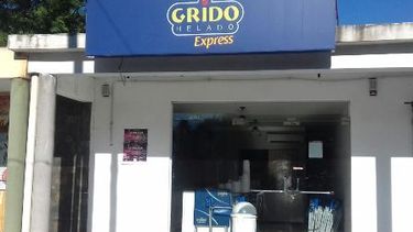 En un asalto hieren y encierran a la empleada de una heladería