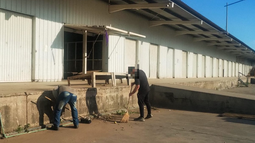 Internos realizan trabajos comunitarios en espacios públicos de la Capital Internos realizan trabajos comunitarios en espacios públicos de la Capital