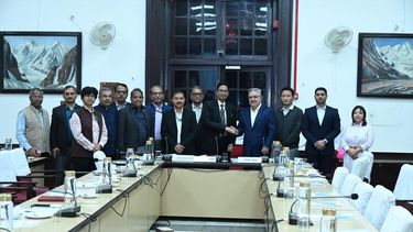 El Gobernador recorrió el Instituto de Investigación Agrícola de la India