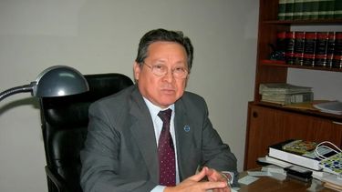 porfirio acuna defendio a palacios: es muy grosero lo que le estan haciendo, un mamarracho