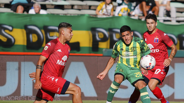 aldosivi consiguio un valioso triunfo ante tigre
