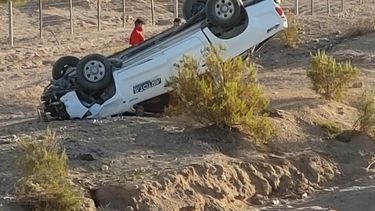 volco una camioneta en tinogasta