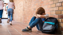 Cuidado. La vulneración de derechos de los niños debe ser denunciada. Cuidado. La vulneración de derechos de los niños debe ser denunciada.