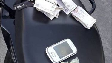 Cayeron cadetes de drogas: tenían bochas de cocaína y 12 mil pesos