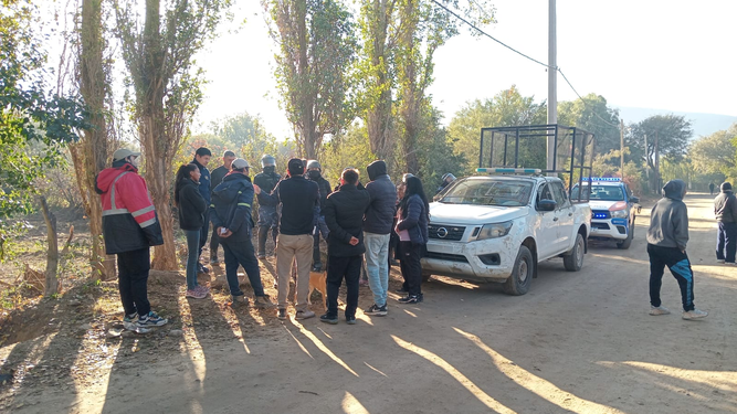 Vecinos de Andalgalá buscan una solución tras el desalojo de un terreno usurpado