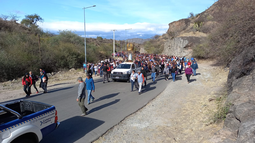 Galería: así se vivió la peregrinación de la Virgen del Valle hasta la gruta