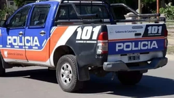 Barrio Villa Eumelia: lo rodearon entre cuatro y lo amenazaron de muerte para robarle Barrio Villa Eumelia: lo rodearon entre cuatro y lo amenazaron de muerte para robarle