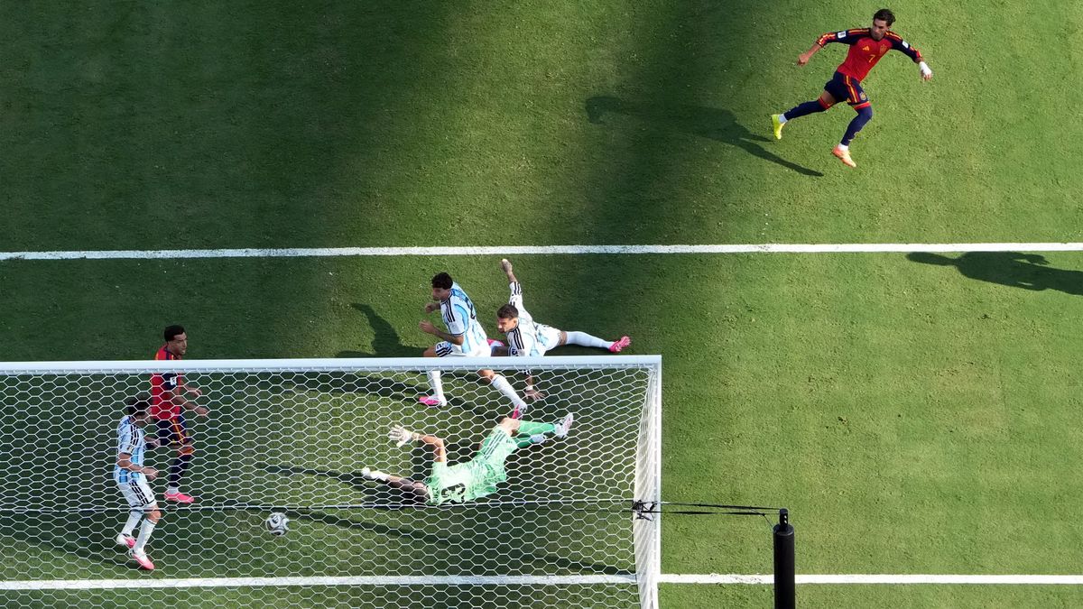 España dominó de principio a fin y es el nuevo Campeón del Mundo