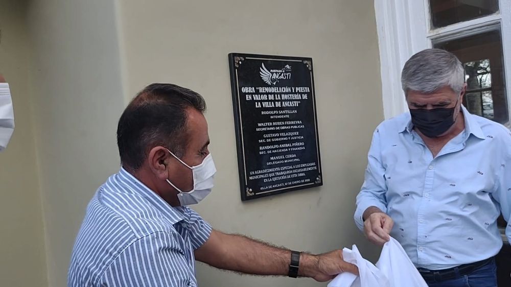 Apertura. Santillán y Brunello en el acto.&nbsp;