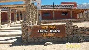 Entraron por una ventana y se llevaron $20.000 de la Hostería de Laguna Blanca