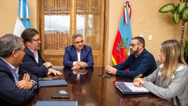 avanzan con el traslado de escuelas para descomprimir el transito