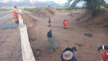 avanzan obras de proteccion en alcantarillas sobre la ruta nacional 60 en tinogasta