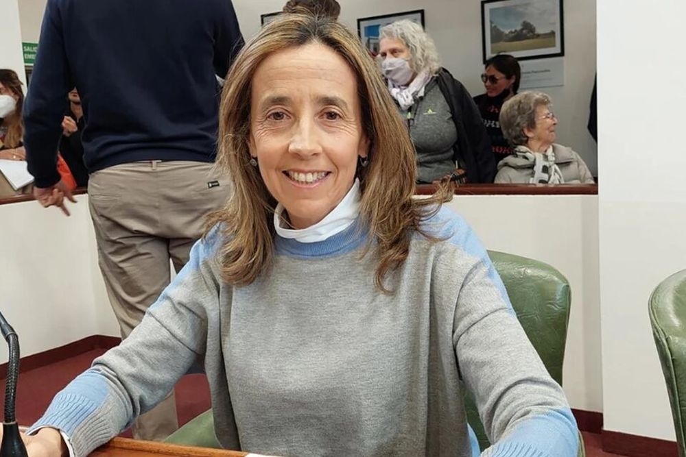 María Feldtmann de Maurette, la concejal que honró a Thatcher en el aniversario del hundimiento del Belgrano