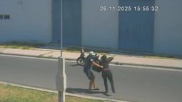 Momento. En que ocurrió el ataque a la docente Vega. Momento. En que ocurrió el ataque a la docente Vega.