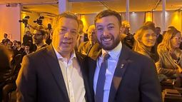 Pablo Agüero busca respaldo en  contra del sector de Karina Milei