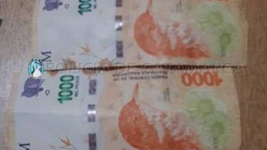 Quiso huir con el dinero de la venta de un celular