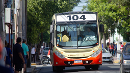 Choferes de El Nene, en alerta por sueldos impagos Choferes de El Nene, en alerta por sueldos impagos