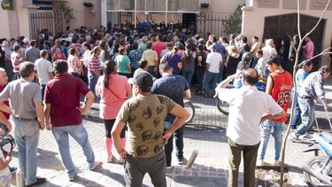 Caos por el pago del bono de fin de año a los beneficiarios
