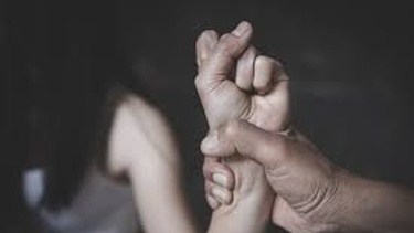Arrestaron a dos sospechosos de violentos