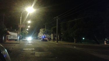 Persecución en Avenida Alem: escucharon disparos de balas