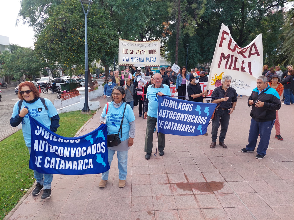 Jubilados Autoconvocados marcharon por las calles capitalinas
