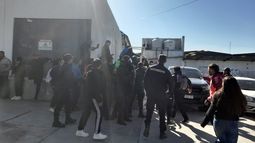 Sigue la tensión entre los familiares de los policías Ramírez y Ávalos