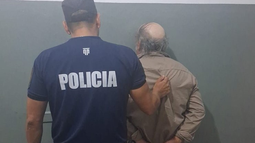 Arrestaron a un hombre de 72 años acusado de acoso Arrestaron a un hombre de 72 años acusado de acoso