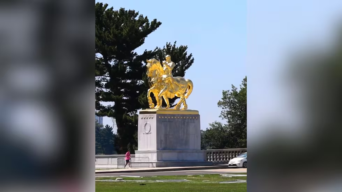 Donald Trump ordenó bañar en oro monumentos históricos