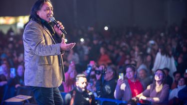 Sergio Galleguillo hizo chayar al público en la inauguración del Poncho 2023