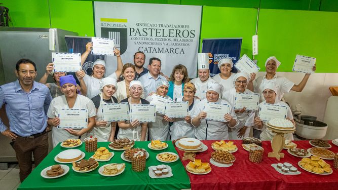 Entregan certificados de capacitación laboral