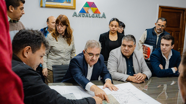 el gobierno y el municipio de andalgala avanzan en pavimentacion, fibra optica y obras hidricas
