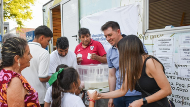 el mercado itinerante se presento en villa cubas