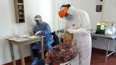 salud continua trabajando para evitar la propagacion del virus en geriatricos