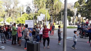 Reclaman por la búsqueda y aparición de la joven Georgina Añez