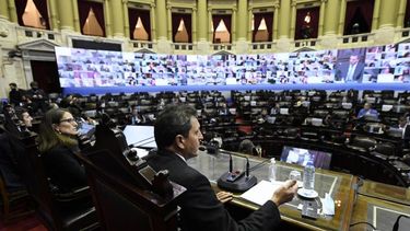 Oficialismo cuenta los votos para cobrar nuevo impuesto