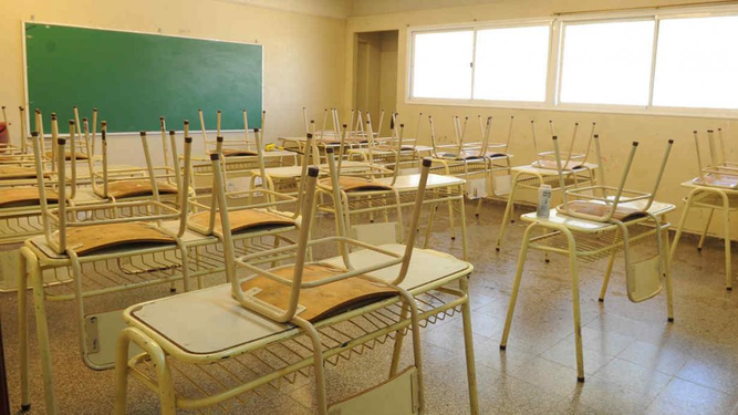Docentes denuncian acomodo de allegados y parientes en cargos mediante asambleas manipuladas