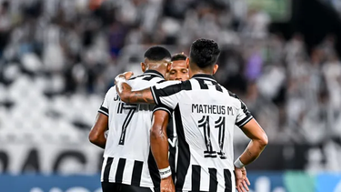 racing cayo ante botafogo y quedo al borde de la eliminacion