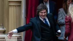 Siguen las malas noticias para el oficialismo: el 64% de los argentinos califica de forma negativa la gestión de Milei Siguen las malas noticias para el oficialismo: el 64% de los argentinos califica de forma negativa la gestión de Milei