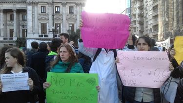 cientificos protestan contra el ajuste