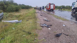 Tragedia en la Ruta 60: dos muertos y varios heridos tras un choque entre dos autos Tragedia en la Ruta 60: dos muertos y varios heridos tras un choque entre dos autos