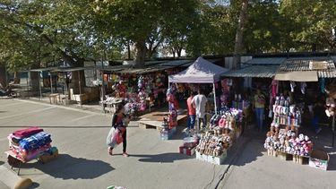 Puesteros de la Plaza de La Estación piden volver a trabajar