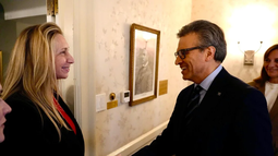 Karina Milei se reunió con el titular de una empresa de Canadá